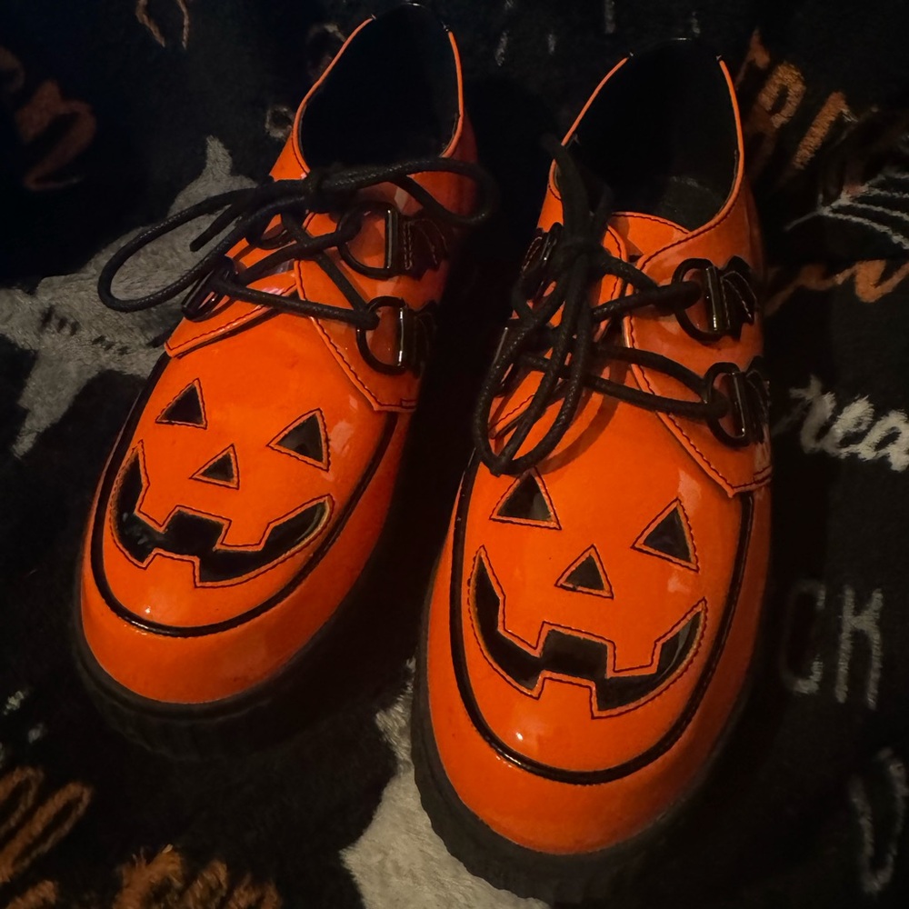 Krypt Jackolantern by Strange Cvlt “Halloween Edition” 🎃